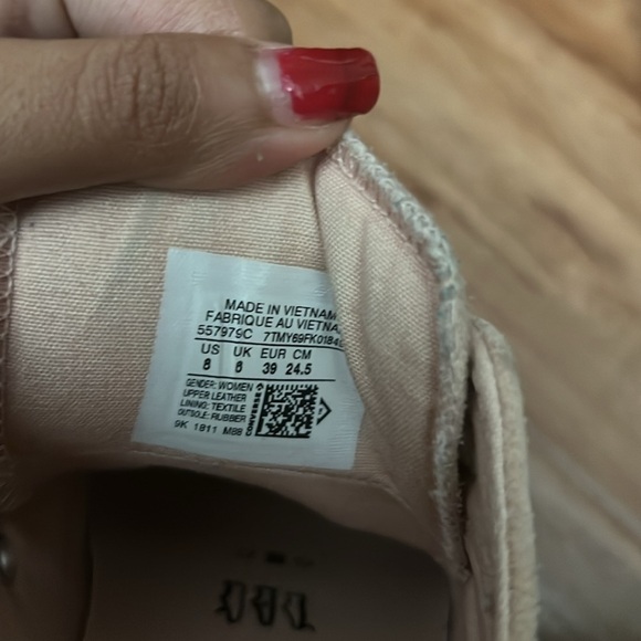 Converse - Picture 4 of 4